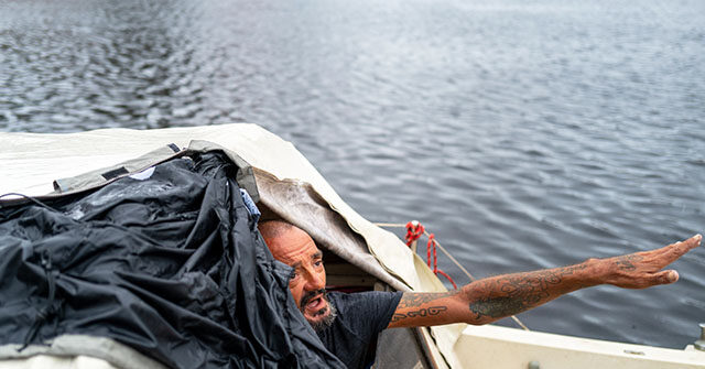 VIDEO: Florida's 'Lt. Dan' Survives Rage of Hurricane Milton on His Boat