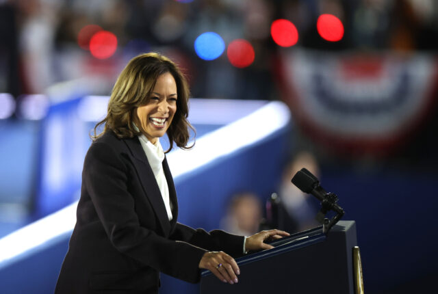 WASHINGTON, DC - OCTOBER 29: Democratic presidential nominee U.S. Vice President Kamala Ha