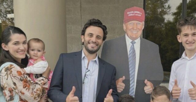 Pro-Trump Activist Takes the Initiative to Register Arab American Voters in Michigan