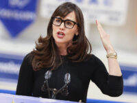 Hollywood Elite Jennifer Garner Descends on Pennsylvania for Kamala Harris as Momentum Swings Towar