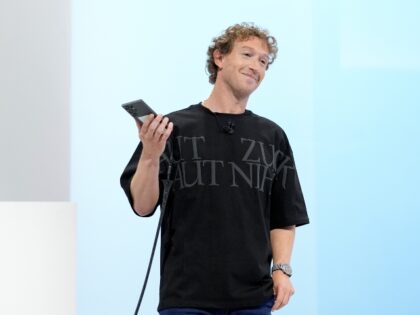 Mark Zuckerberg Bans Student’s Accounts Tracking Celebrity Jets