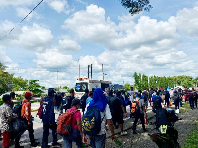 Migrants make their way north as part of a new caravan. (Credit: Breitbart Texas / Cartel