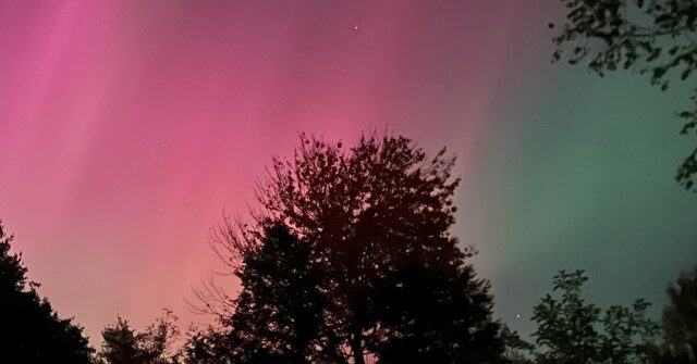 PHOTOS: Intense Northern Lights Shock Witnesses Around U.S., Europe