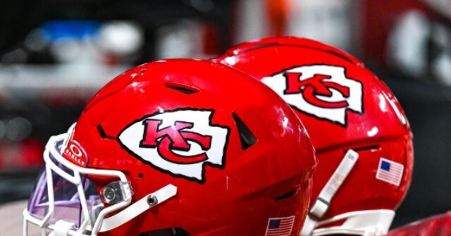 Young Chiefs Fan's Defamation Lawsuit Against Deadspin to Move Forward