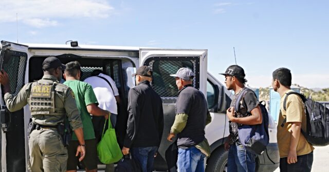 Poll: Record 67 Percent of Voters Support Deportations