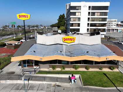 Denny’s Closing 150 Restaurants over Next Year, Reducing Menu