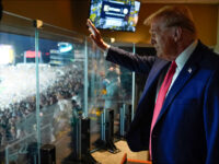 Trump Receives Thunderous Welcome at Pittsburgh Steelers Game to Chants of ‘USA, USA!’