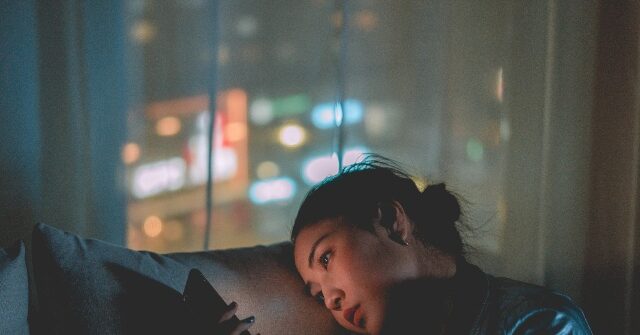 Study: Mark Zuckerberg's Instagram Actively Facilitates Spread of Self-Harm Content Among Teens
