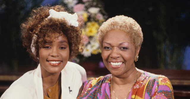 NextImg:Cissy Houston, Grammy-Winning Singer and Whitney Houston’s Mother, Dead at 91