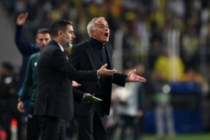 Fenerbahce boss Jose Mourinho (right)was sent-off against his former club Man Utd