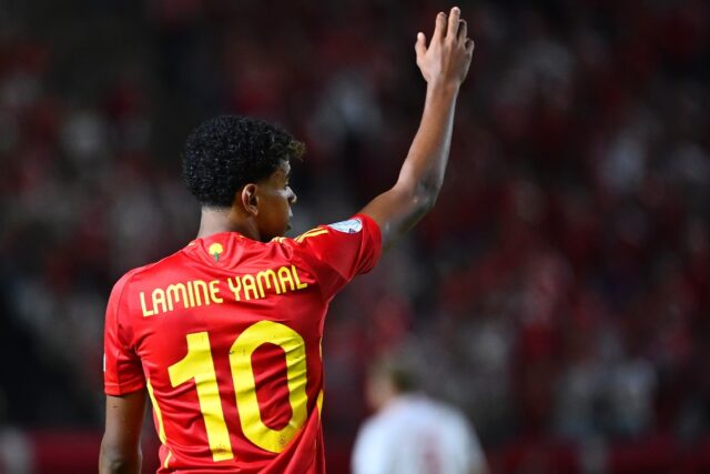 Lamine Yamal went off near the end of the match against Denmark