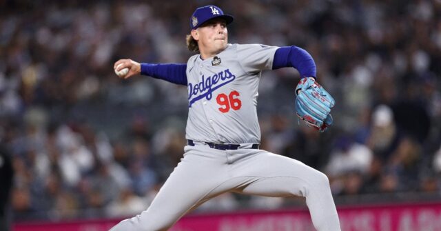 Dodgers Lose Game 4 to Yankees, 11-4