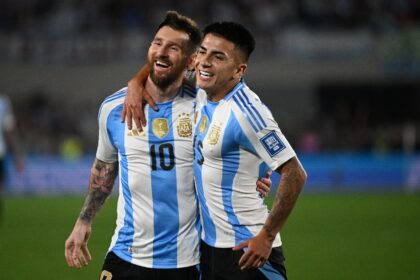 Lionel Messi scored a hat trick in Argentina's 6-0 win over Bolivia with Thiago Almada als