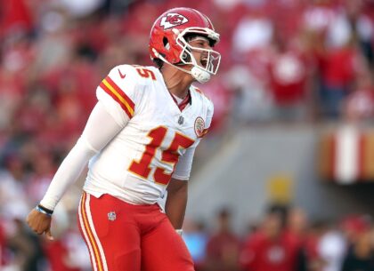 Quarterback Patrick Mahomes led the unbeaten Kansas City Chiefs to a 28-18 win at the San