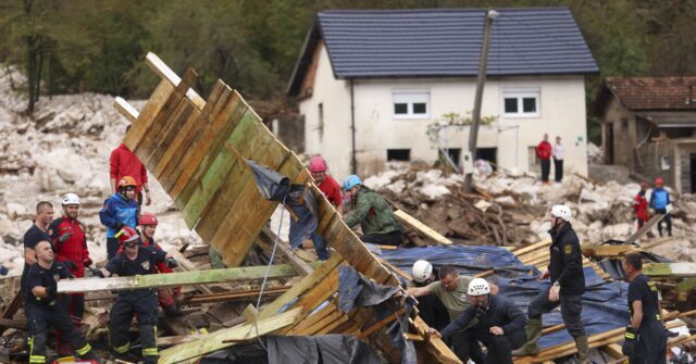 At Least 21 Dead in Bosnia Floods