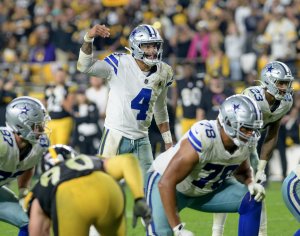 Dak Prescott, Jalen Tolbert lead Dallas Cowboys past Pittsburgh Steelers