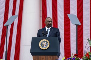 Defense Secretary Lloyd Austin arrives for visit to Kyiv to show U.S. support