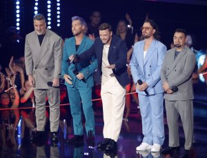 *NSYNC, Backstreet Boys featured in boy band doc