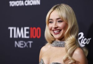 Sabrina Carpenter's 'Short N' Sweet' tops U.S. album chart