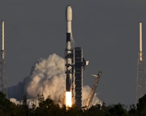 SpaceX pushes back launch of 20 Starlink satellites in late scrub