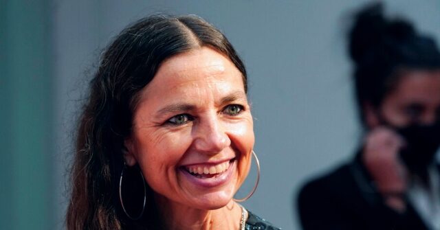 Justine Bateman: 'Woke Party' that Ran Country for Past 4 Years Belongs in 'the American Political Graveyard'