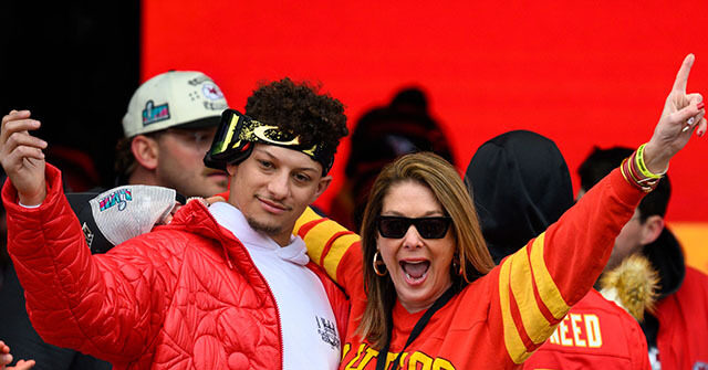 'Let's Go America!': Donald Trump Jr Hails Patrick Mahomes' Mom for MAGA Hat Endorsement