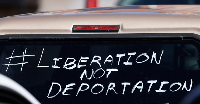 Latino Groups Blast Deportation of Criminal Migrants