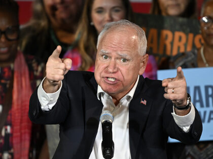 Governor Tim Walz visits Savannah to encourage and mobilize Georgians to vote early and in