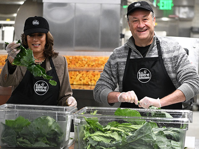 US Vice President Kamala Harris and Second Gentleman Douglas Emhoff prepare Thanksgiving d