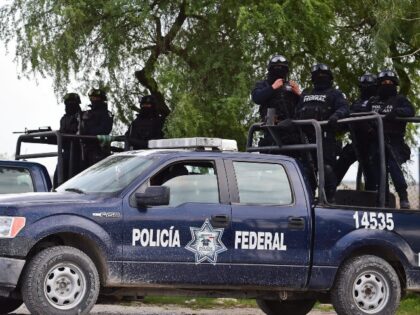 Tamaulipas Police Officers (FILE: RONALDO SCHEMIDT/AFP via Getty Images)