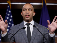 Democrat Leader Hakeem Jeffries Doubts ‘Massive Mandate’ for Republicans: ‘It Doe