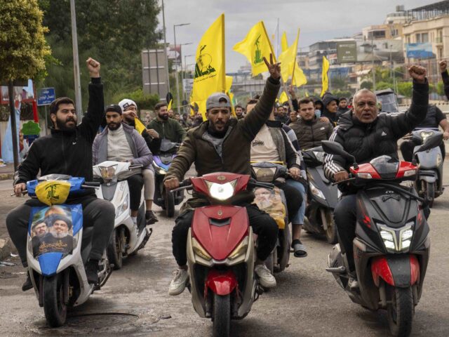 Joyfull scenes in Dahyeh, Beiruts southern suburbs as residents head back to their homes a