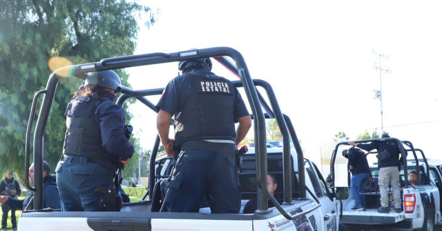 Gunmen Rescue Accused Kidnappers During Prisoner Transfer in Central Mexico
