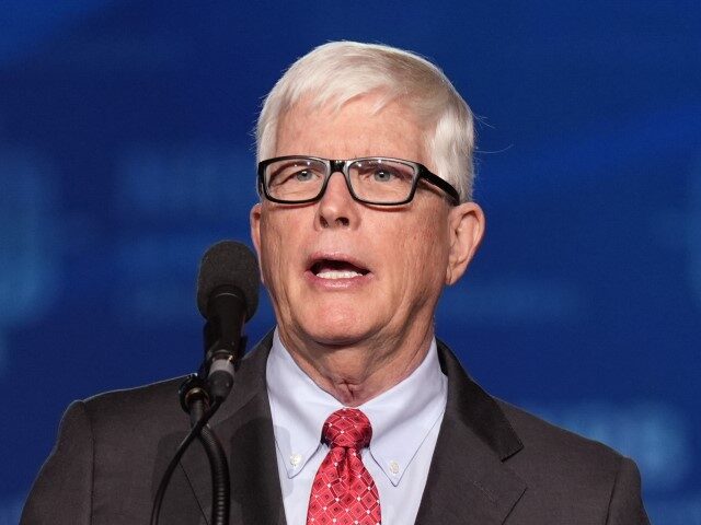 Hugh Hewitt speaks before Republican presidential candidate former President Donald Trump