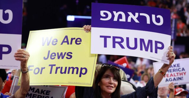 WATCH: Orthodox Jews Rally for Trump, as Obama Claims Trump Is Antisemitic