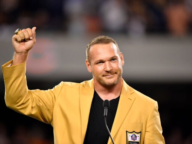 NFL Hall of Famer Brian Urlacher on Athletes Showing Support for Trump: ‘No One’s Scare