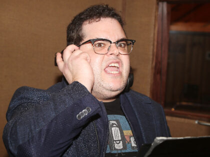 Disney’s ‘Frozen 3’ Star Josh Gad Smears Incoming Trump Admin. as Nazis: ‘Springtime fo