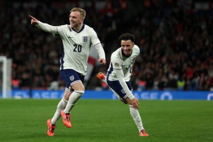 England's Jarrod Bowen (L) celebrates scoring against Ireland