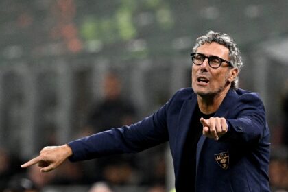 Luca Gotti trying to inspire Lecce as they lost at AC Milan in September