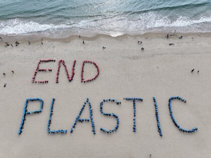 Talks at the UN's plastics conference in Busan are so far 'going around in circles', the W