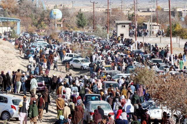 Thousands of Afghans attended a public execution carried out by Taliban authorities in Pak