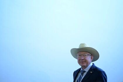 US ambassador to Mexico Ken Salazar said Mexico faces a "very serious" security problem