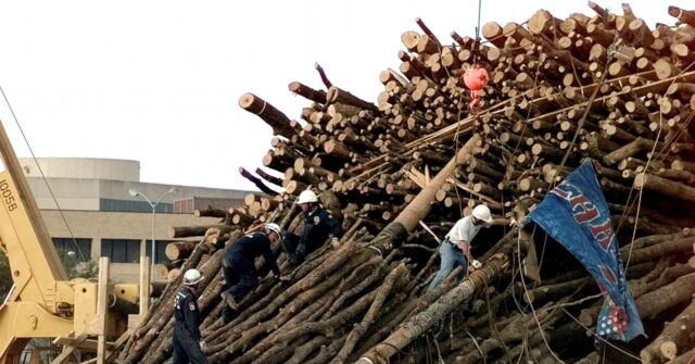 Texas A&M Marks 25 Years Since Bonfire Collapse