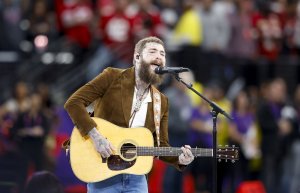 Chris Stapleton, Post Malone to open CMA Awards