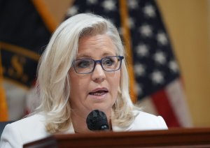 Liz Cheney compares Trump to 'dictator' after violent rhetoric aimed at her