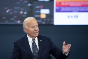 Texas judge blocks Biden administration's overtime protection rule