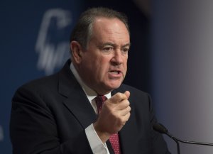 Trump picks Mike Huckabee to be U.S. Ambassador to Israel