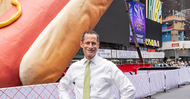 Anthony Weiner Files to Run for New York City Council