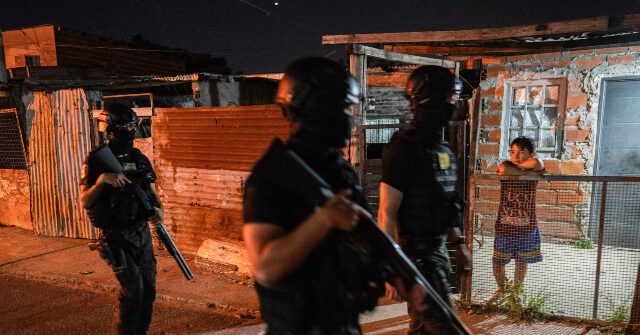 Hooded Armed Thugs Threaten Government of Argentina, Vow to Leave Trail of ‘Dead People’