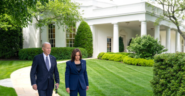 Report: Joe Biden 'Careful' Not to Blame Kamala Harris for Election Defeat 